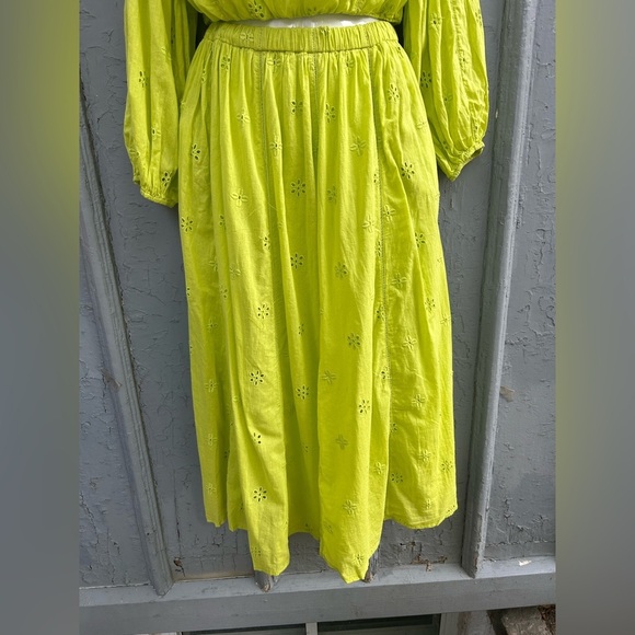 Velvet by Graham & Spencer Yara Cotton Eyelet Set, size xs/s - Picture 16 of 16